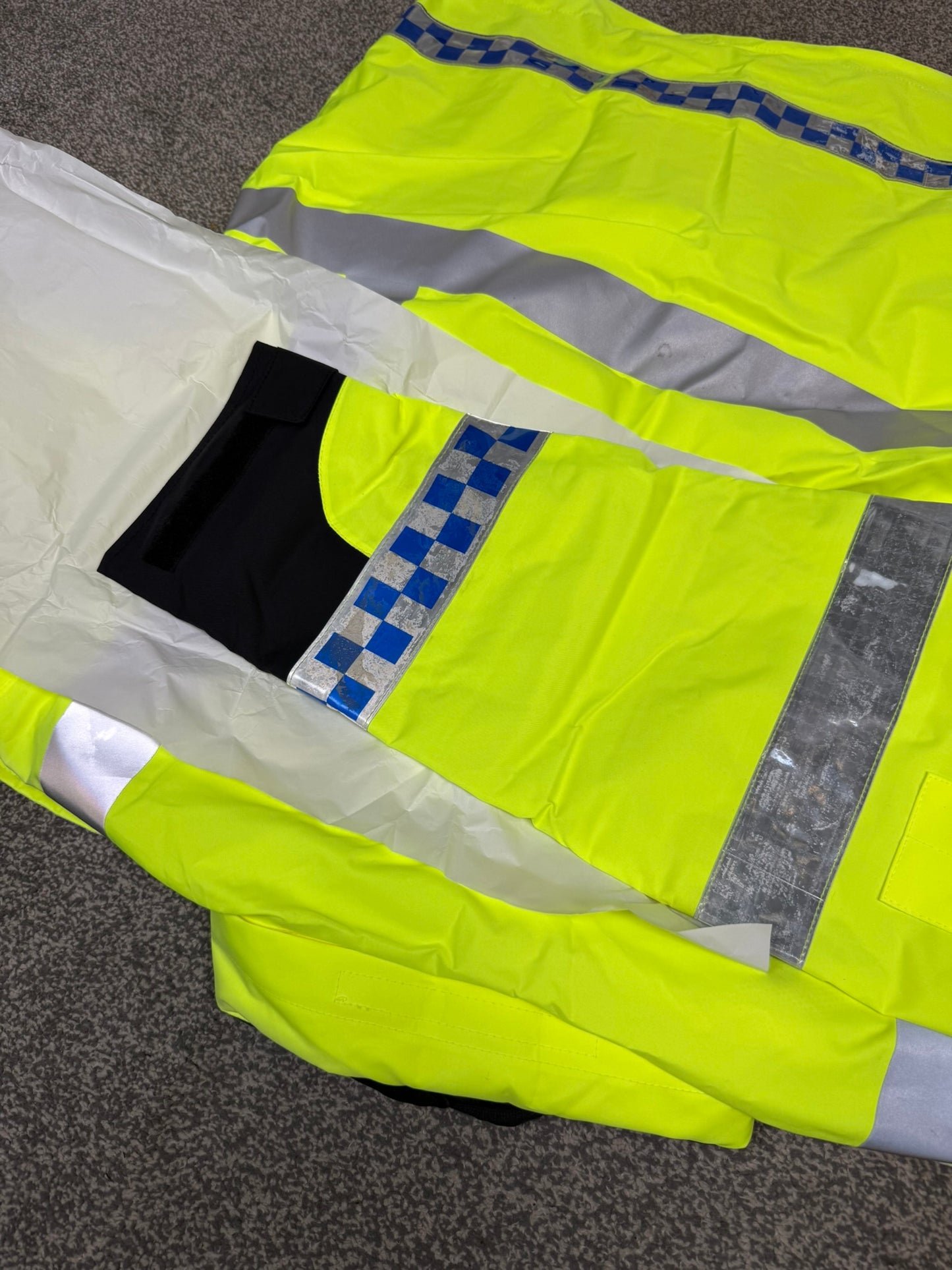 Ex Police PSNI Waterproof Hi Vis Jacket Coat XXL - BADGED Collector TV / Film Display