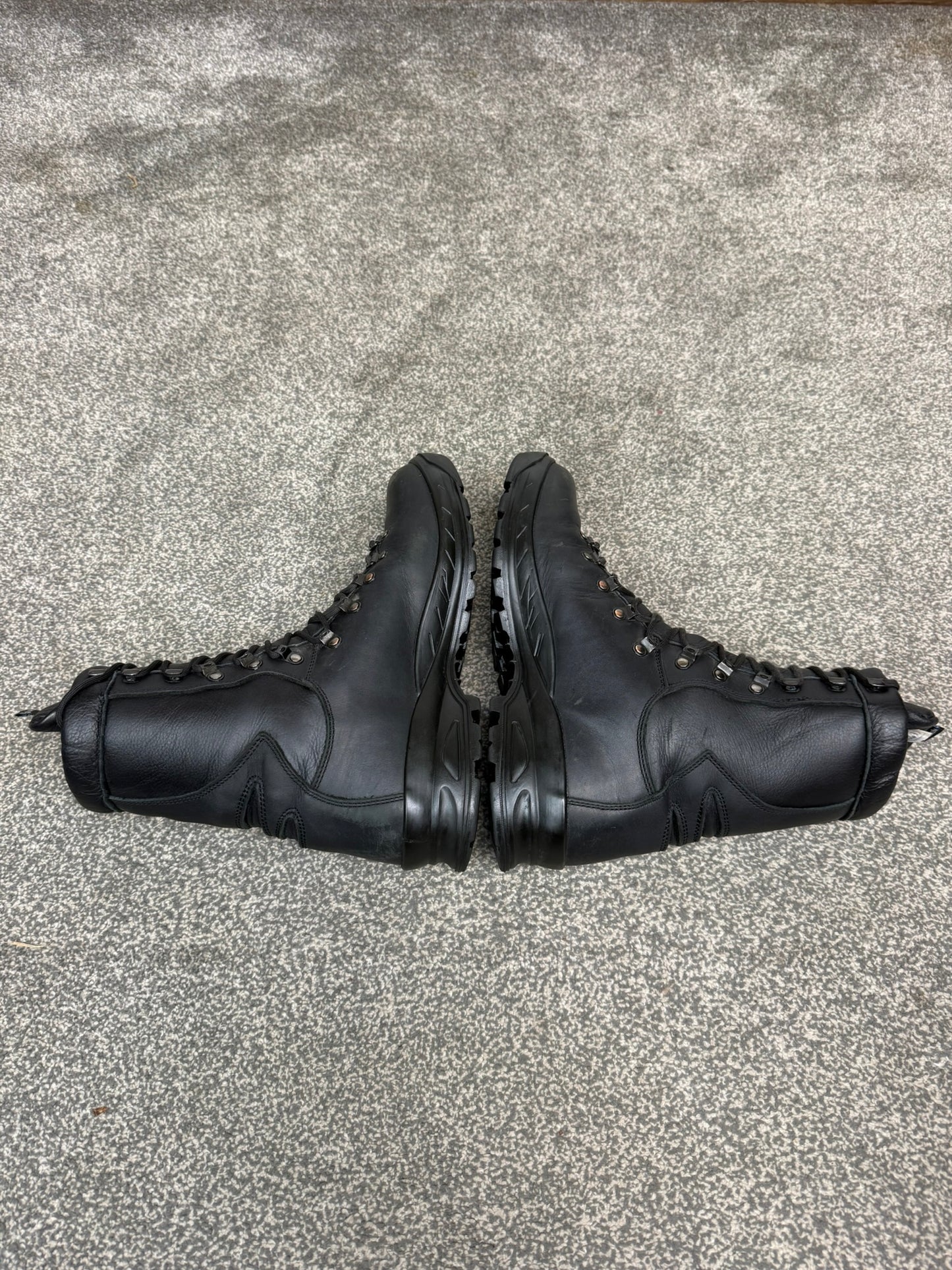 Altberg Field & Fell Original Leather Waterproof Combat Boots UK 9