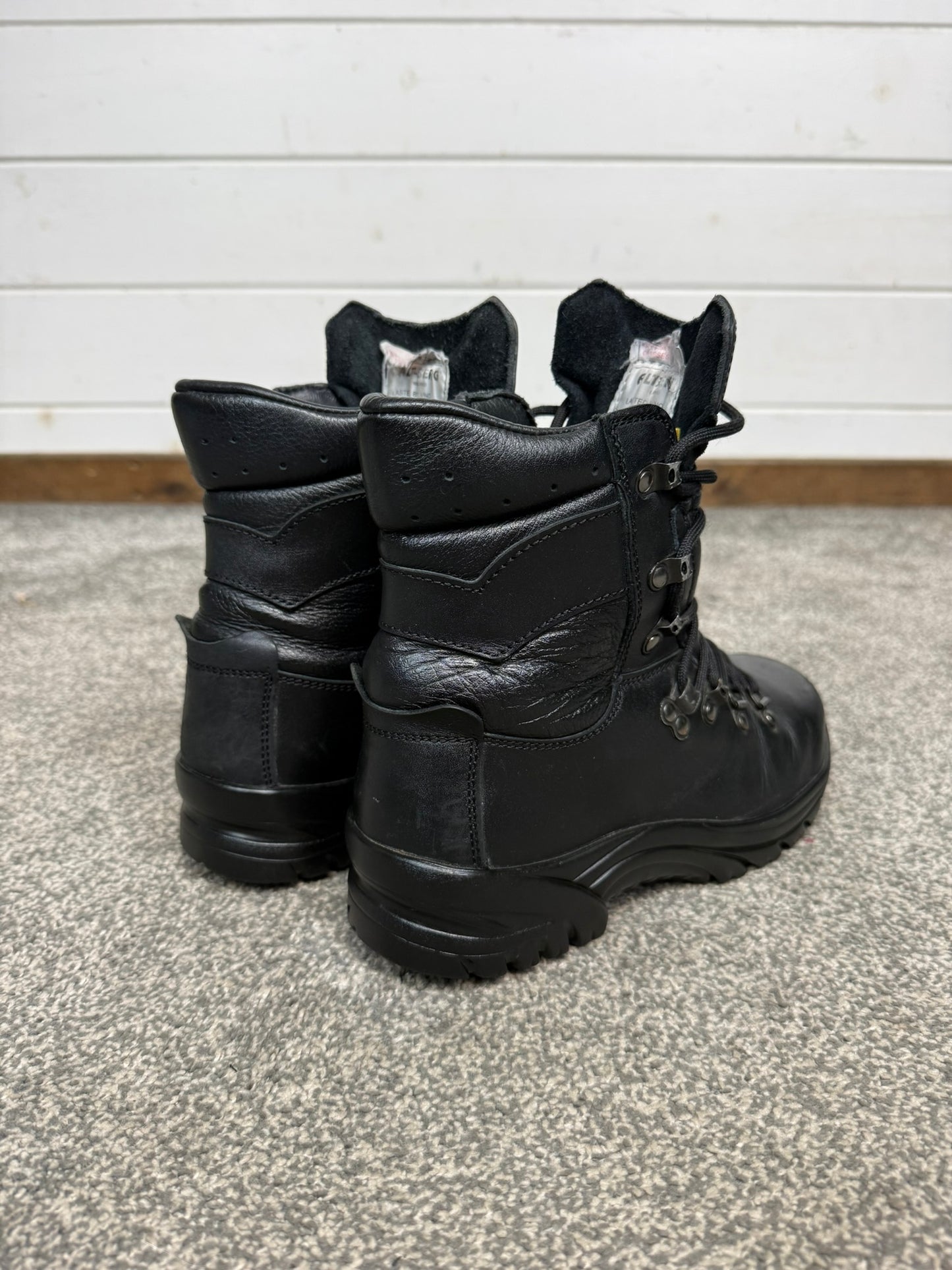 Altberg Peacekeeper P3 VS Black Leather Waterproof Combat Boots Size UK 5