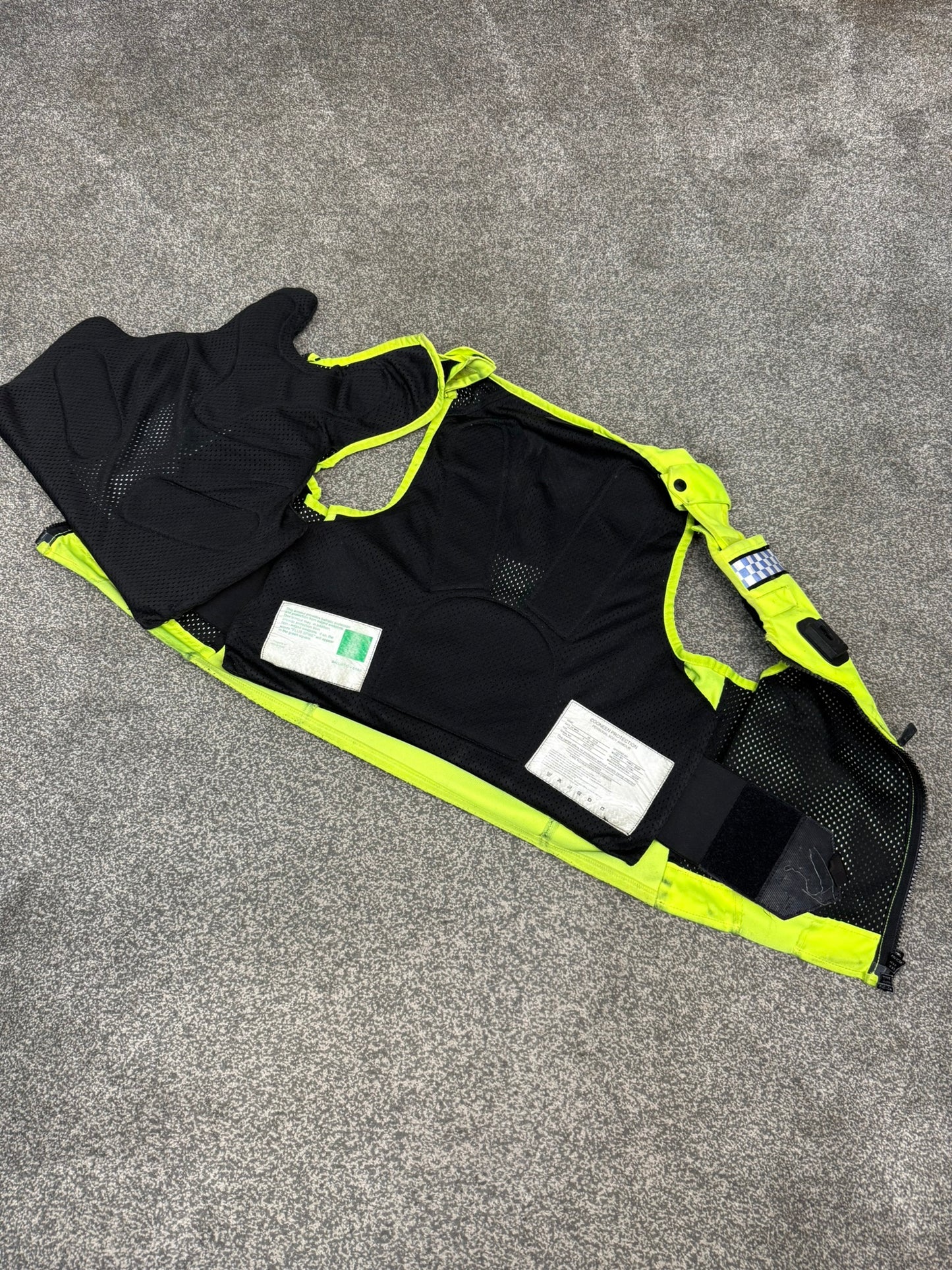 Ex Police Cooneen Body Armour Stab Vest MEDIUM - Anti Stab & Ballistic HG1A & KR1