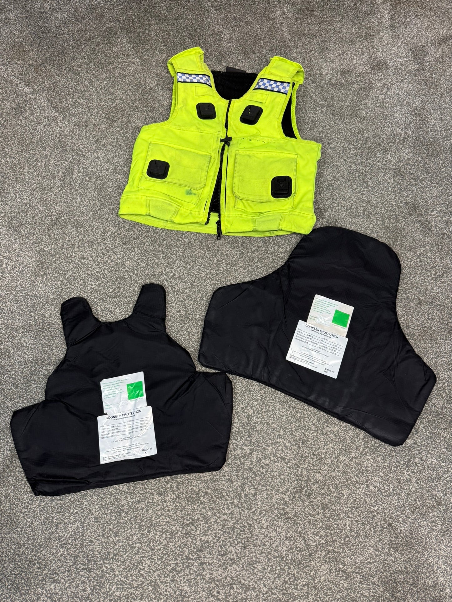 Ex Police Cooneen Body Armour Stab Vest MEDIUM - Anti Stab & Ballistic HG1A & KR1