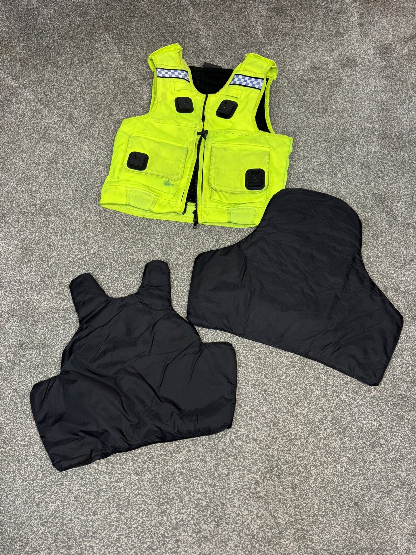 Ex Police Cooneen Body Armour Stab Vest MEDIUM - Anti Stab & Ballistic HG1A & KR1