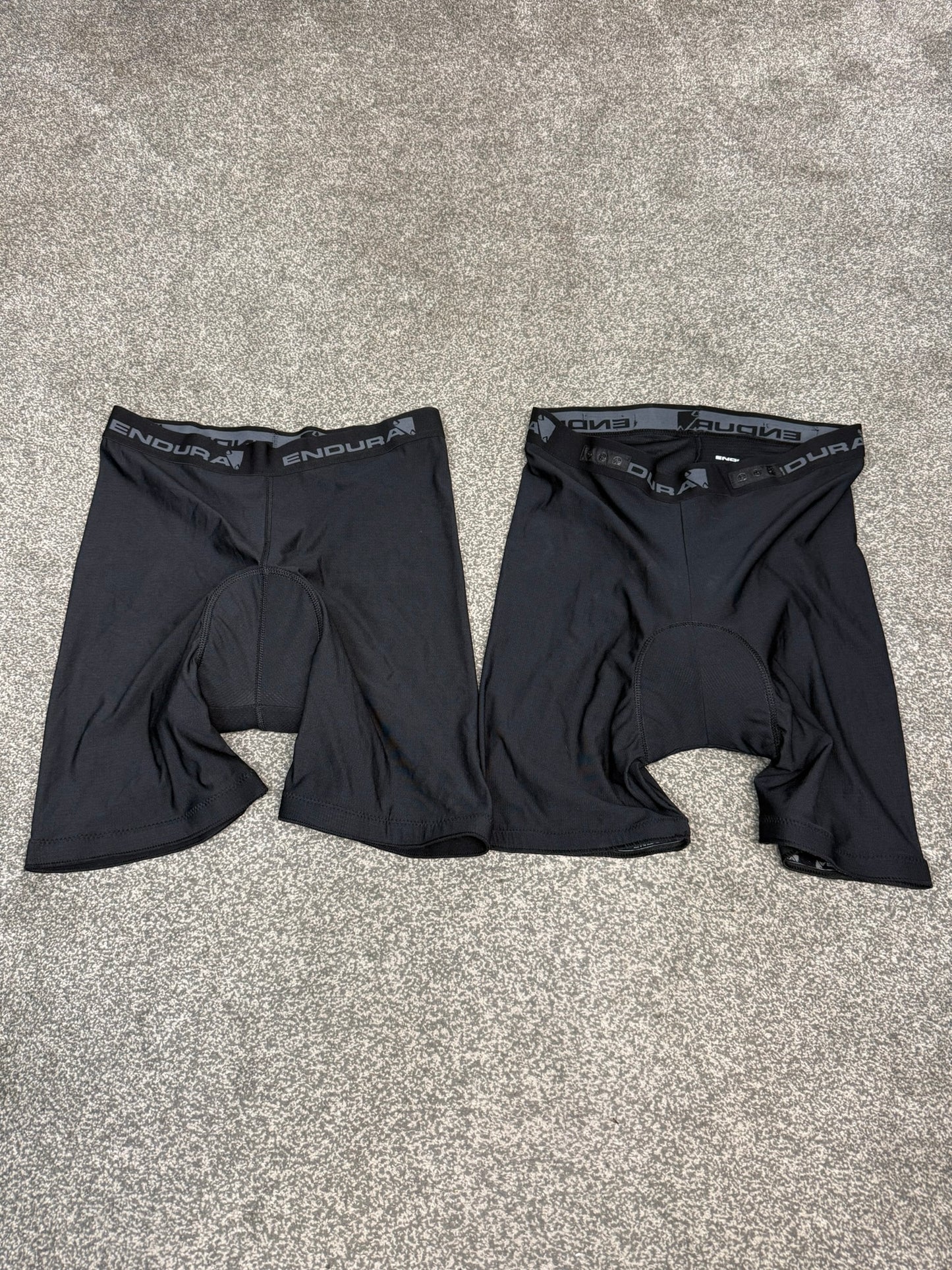 2x Endura Cycling Padded Shorts Undershorts - XL