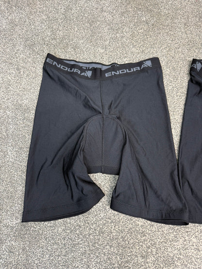 2x Endura Cycling Padded Shorts Undershorts - XL