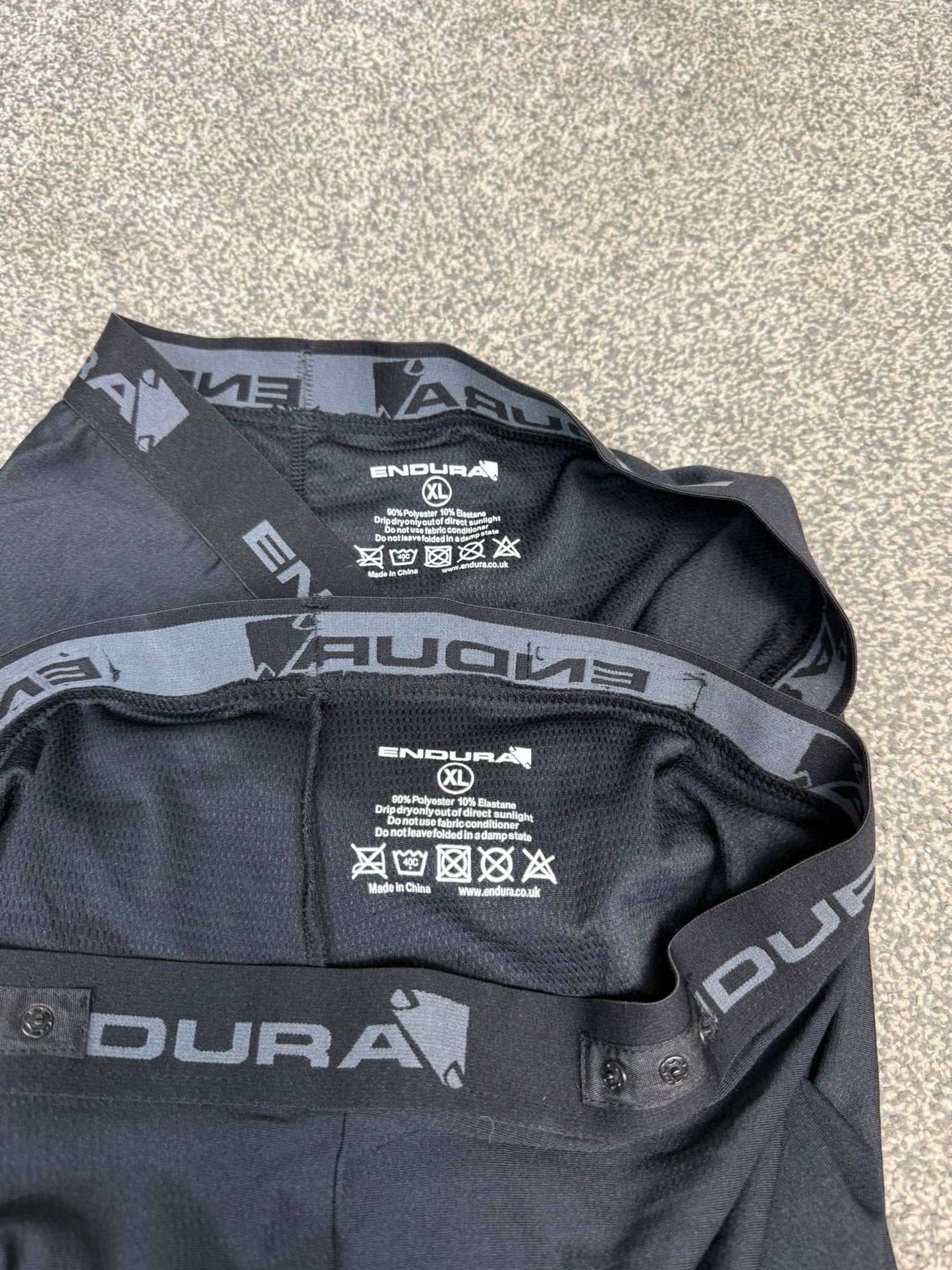 2x Endura Cycling Padded Shorts Undershorts - XL