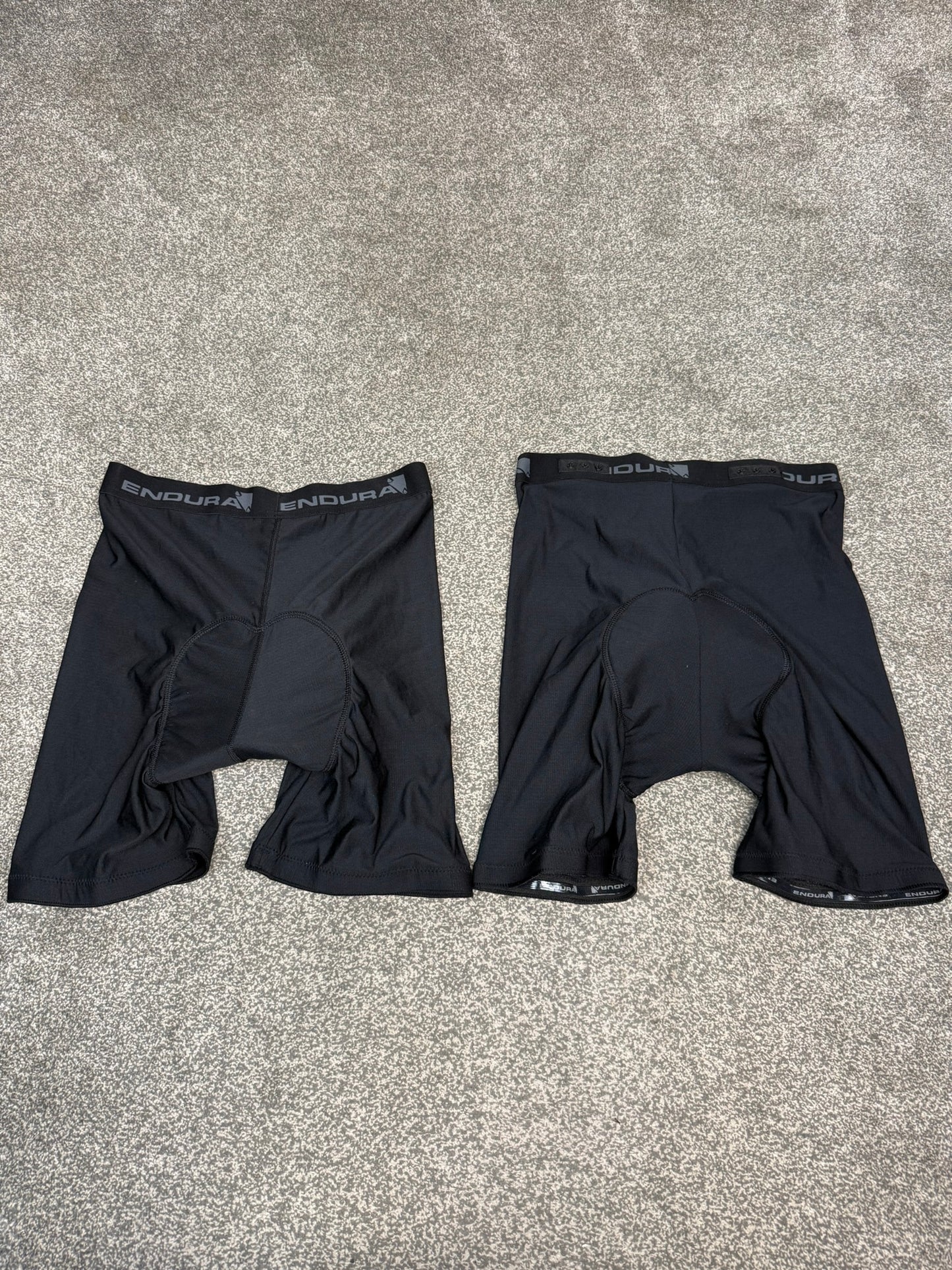 2x Endura Cycling Padded Shorts Undershorts - XL