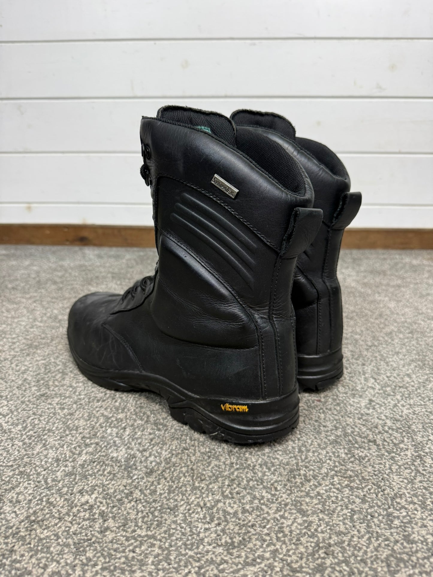 MLA Defender Typhoon Boots UK 12 Public Order Security Ex Police