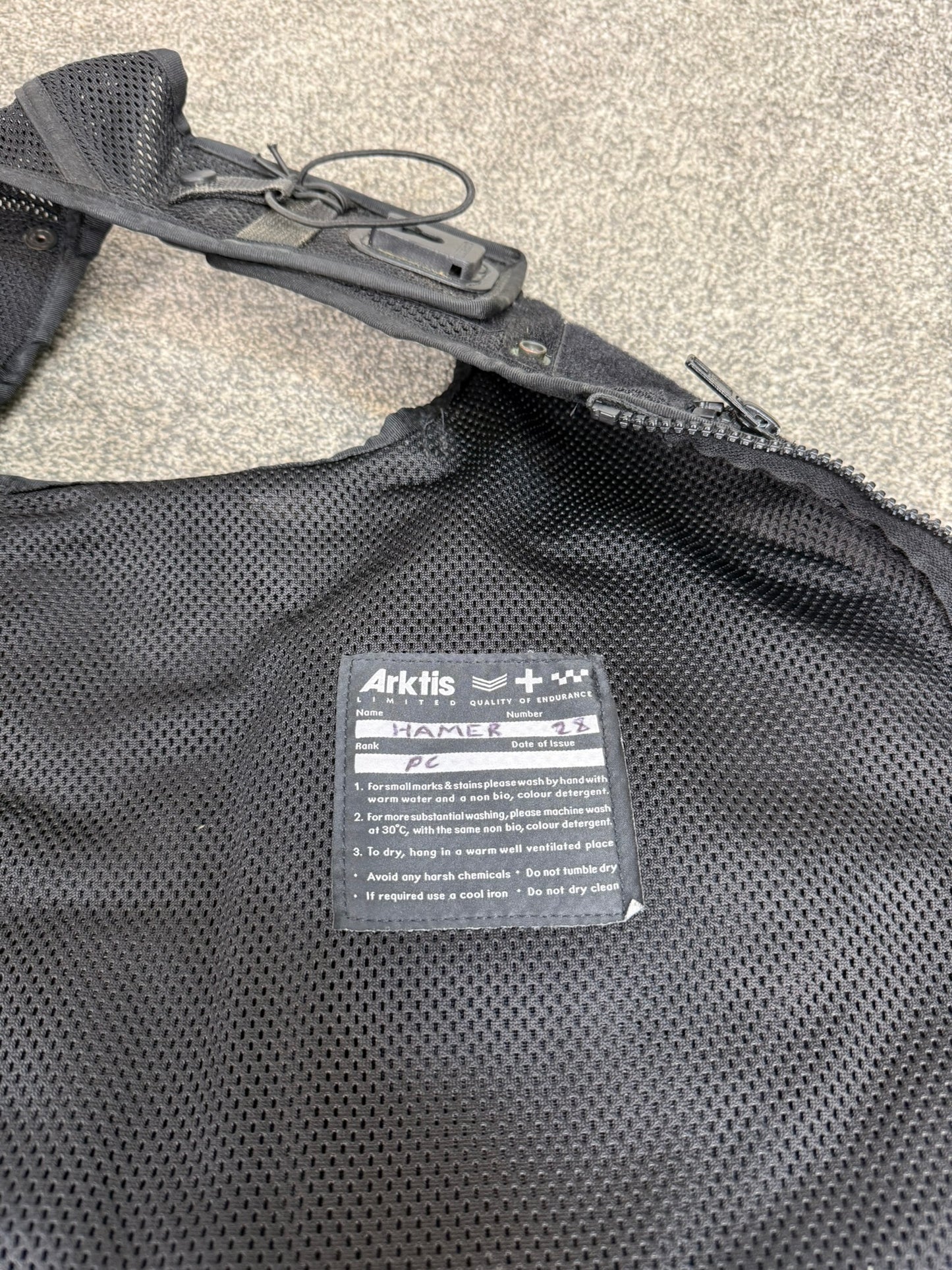 Arktis Black Firearms Vest Ex Police Utility Tac Vest XXL Airsoft Security Patrol