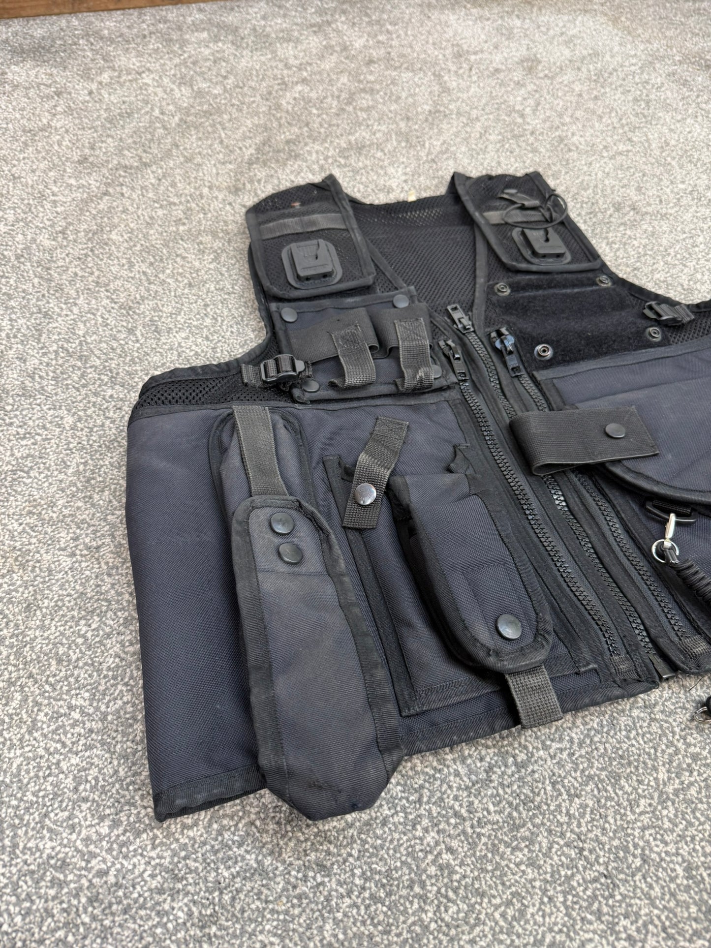 Arktis Black Firearms Vest Ex Police Utility Tac Vest XXL Airsoft Security Patrol