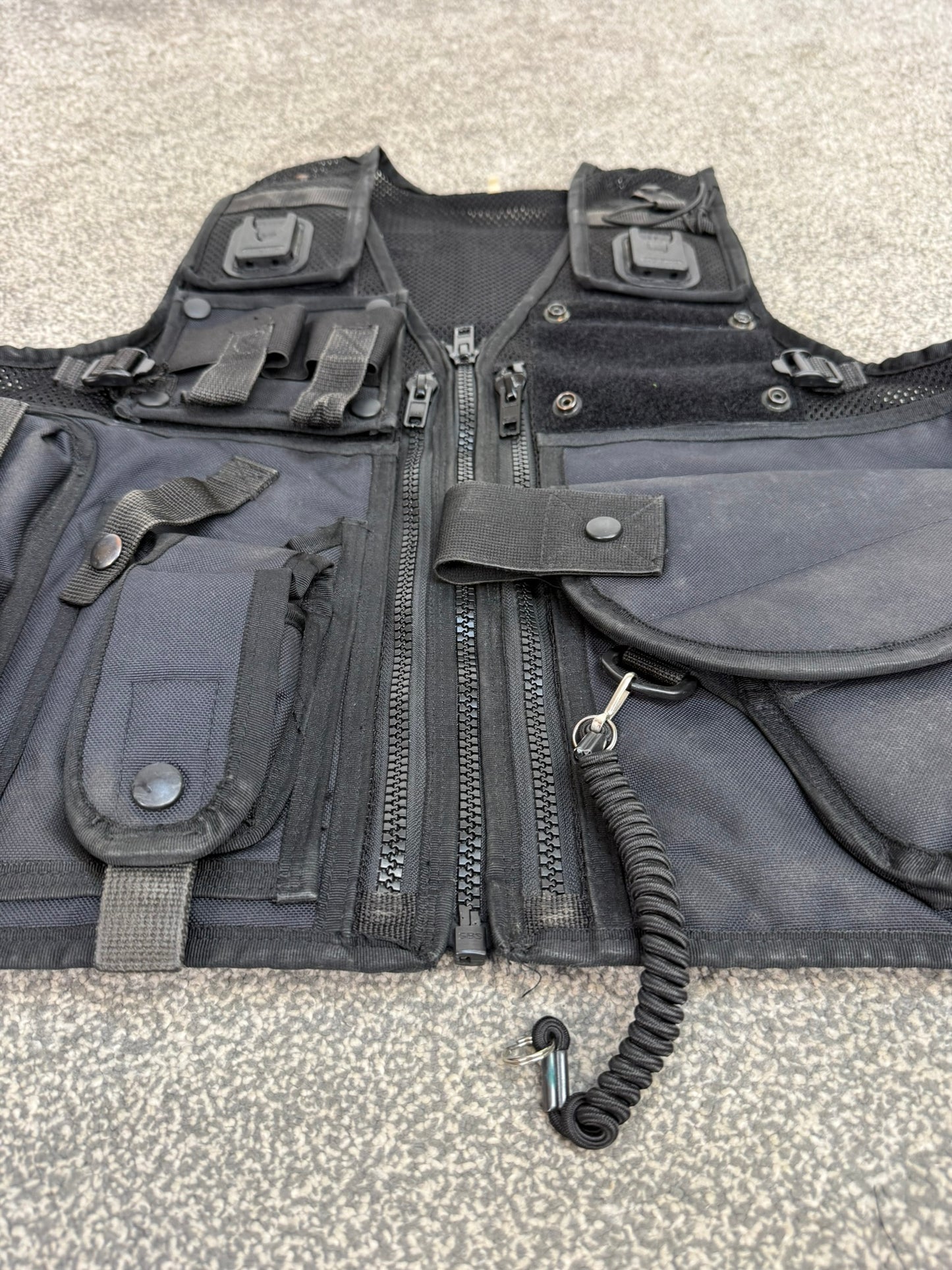 Arktis Black Firearms Vest Ex Police Utility Tac Vest XXL Airsoft Security Patrol