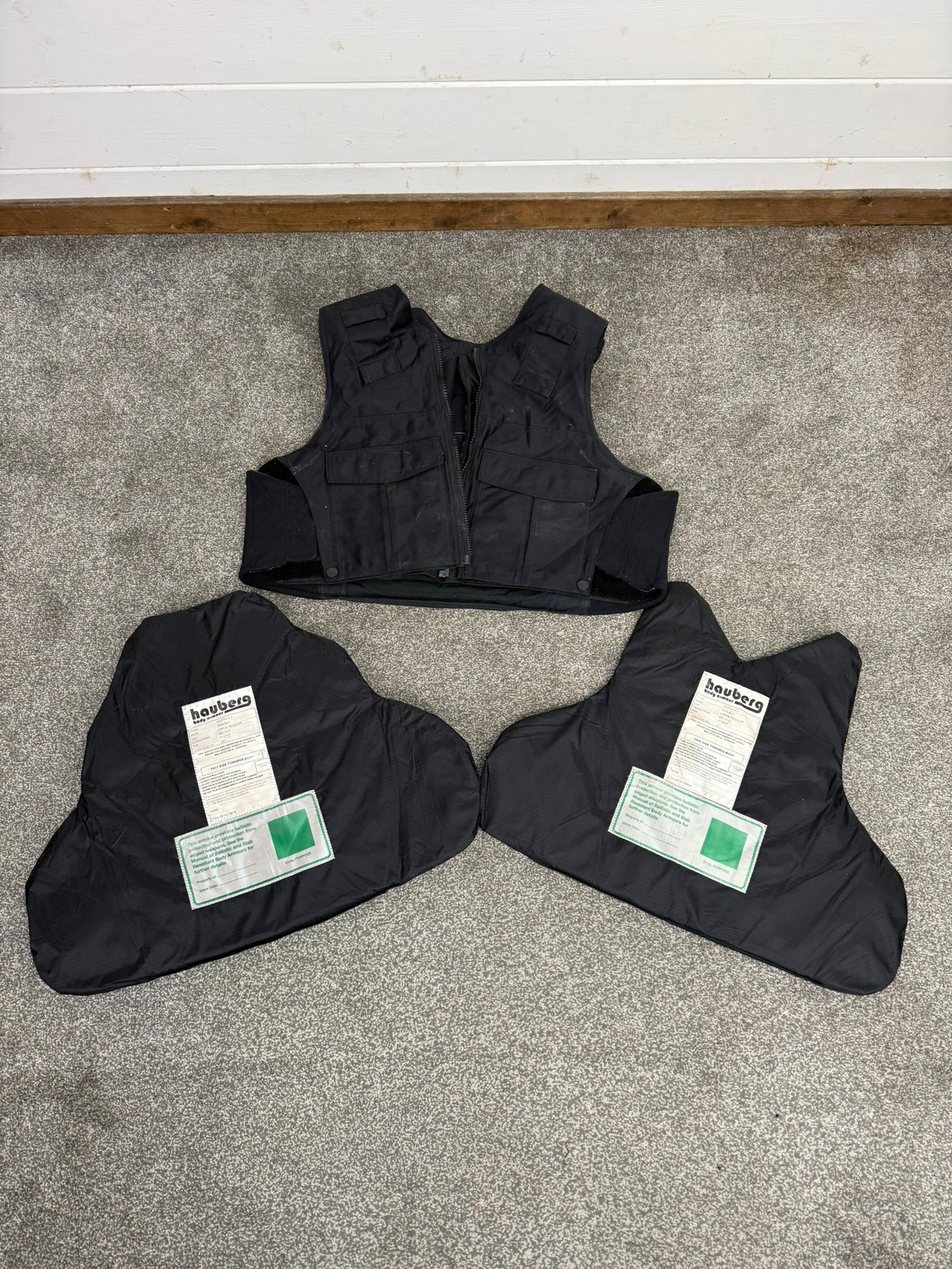 Ex Police Hauberg Body Armour Vest LRG-XL Anti Stab & Ballistic HG1A & KR2