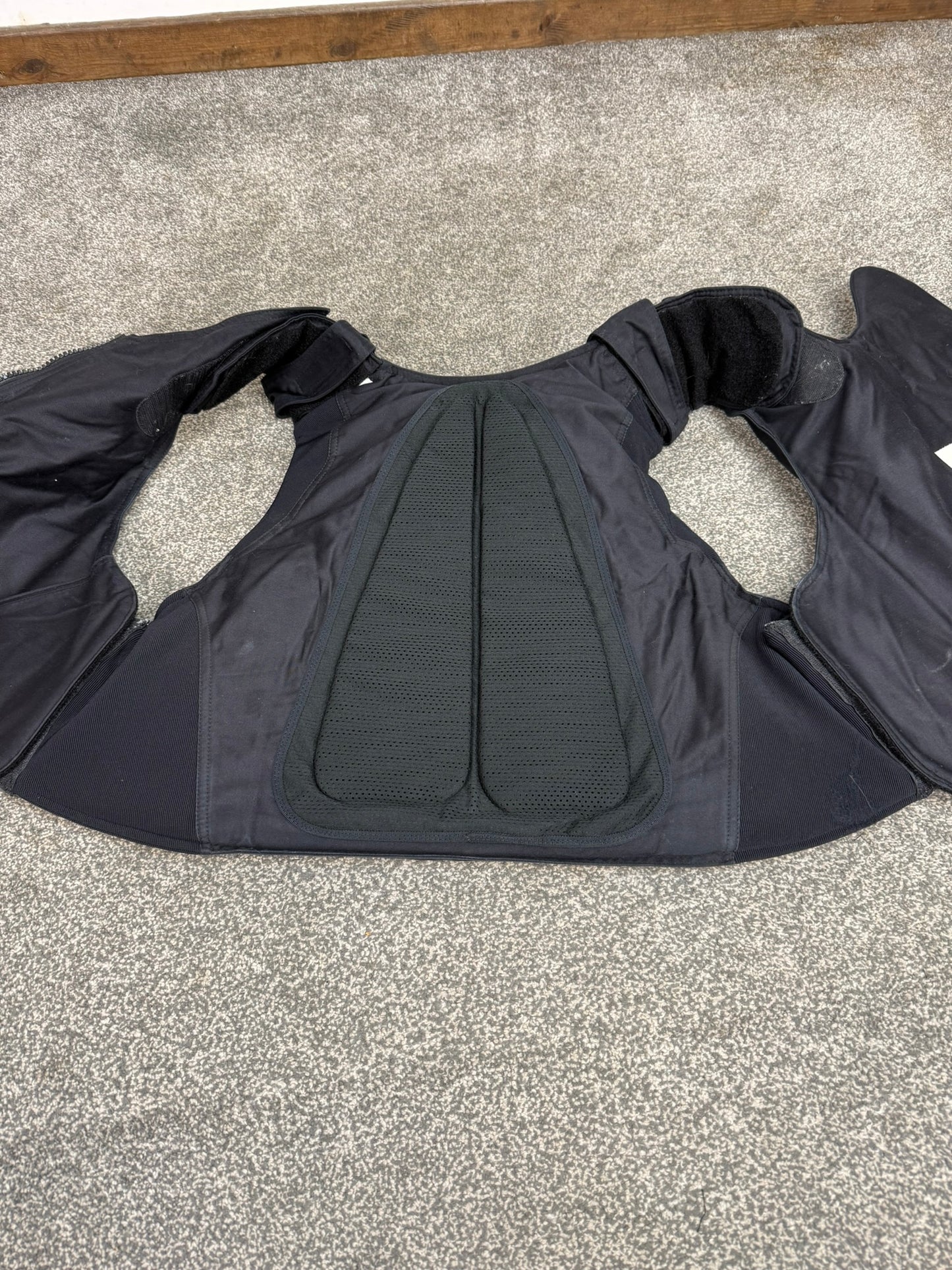 Ex Police Hauberg Body Armour Vest LRG-XL Anti Stab & Ballistic HG1A & KR2