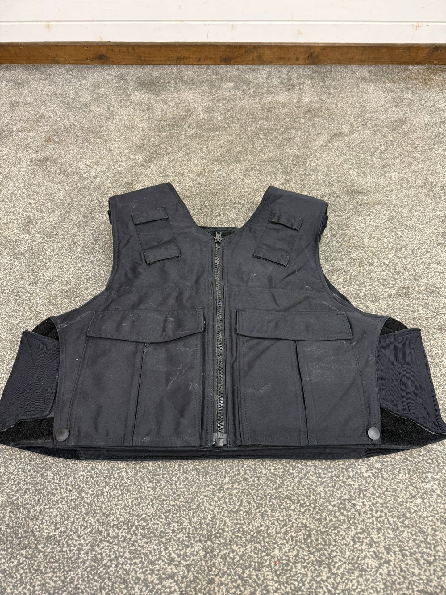 Ex Police Hauberg Body Armour Vest LRG-XL Anti Stab & Ballistic HG1A & KR2