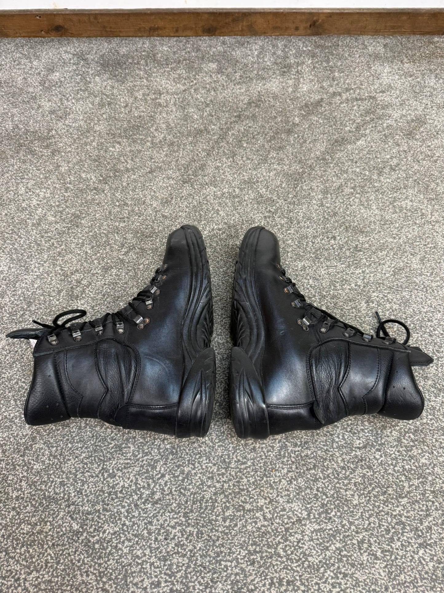 Altberg Peacekeeper P3 VS Black Leather Waterproof Combat Boots Size UK 10
