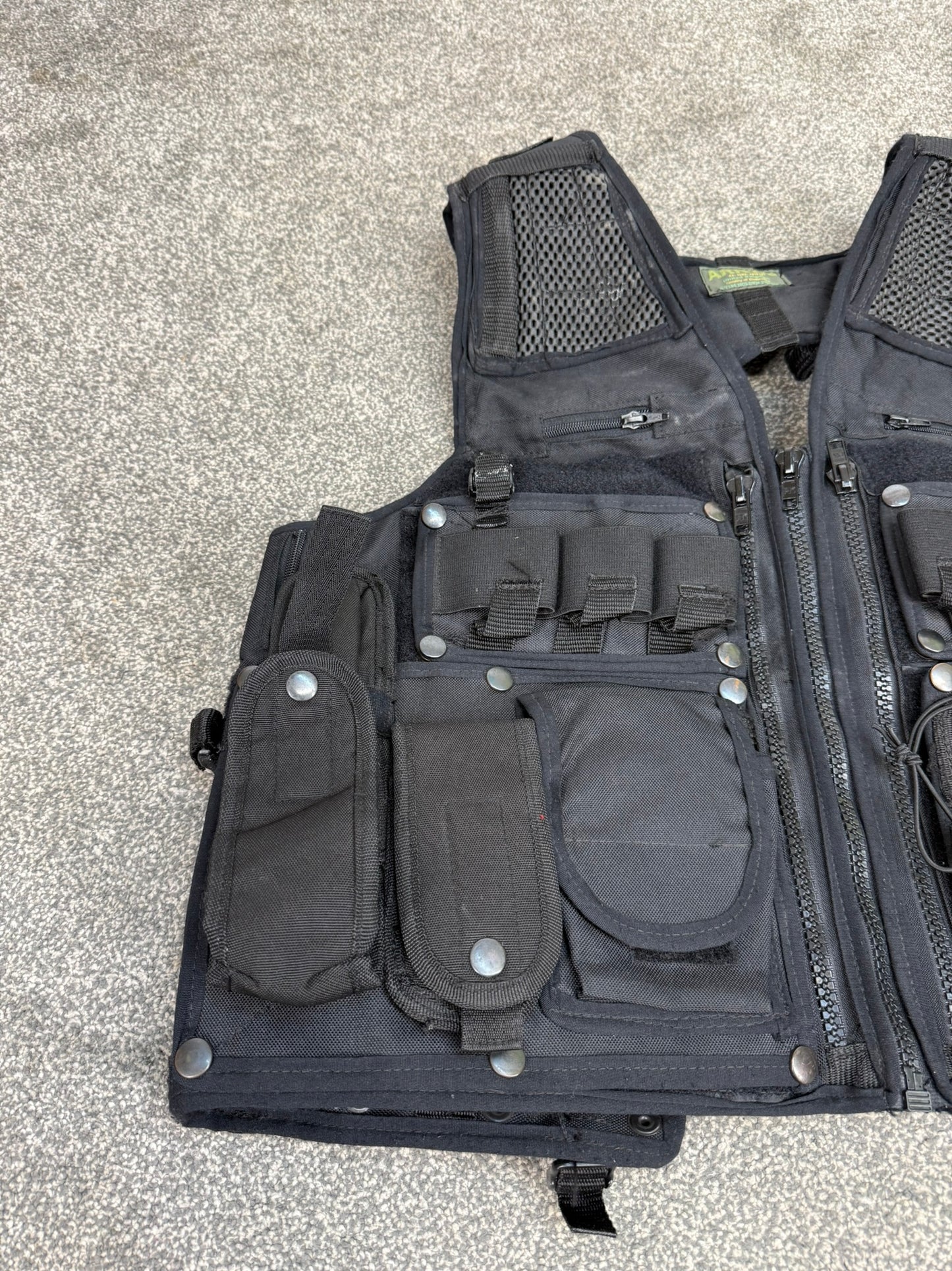 Ex Police Arktis Load Bearing Firearms Tactical Vest SAS Combat Airsoft