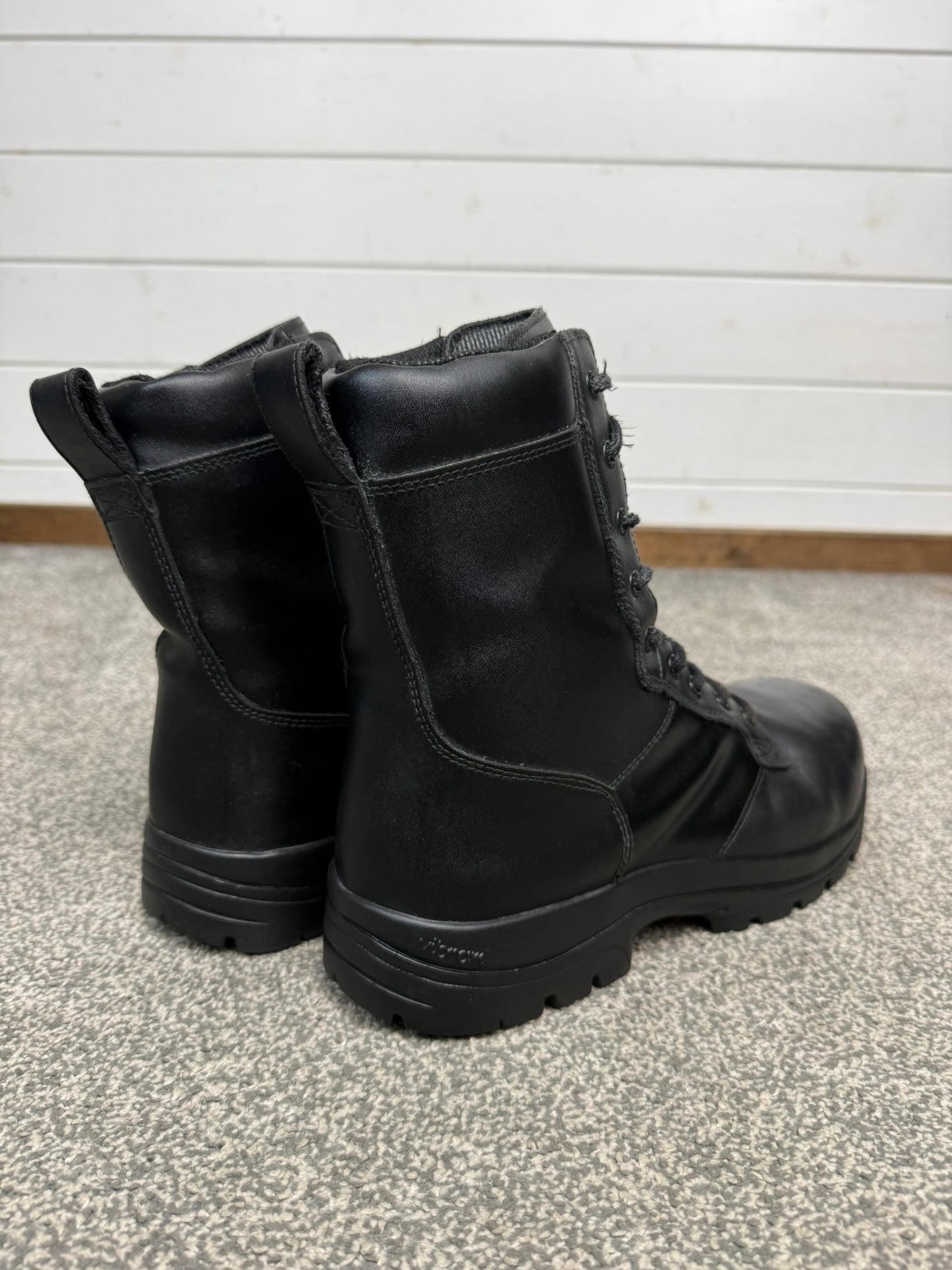 Magnum Elite Shield Met Black Leather Combat Boots UK 10 Ex Police Security Work