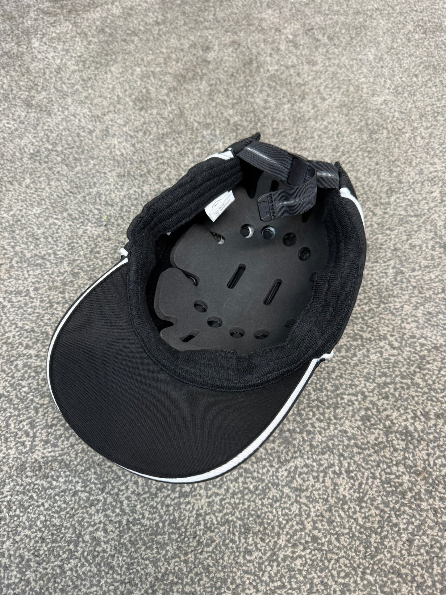 Ex Police Baseball Cap Bump Hat Collector Display TV / Film Uniform