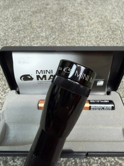 Ex Police Mini Maglite AA Torch Flashlight Boxed