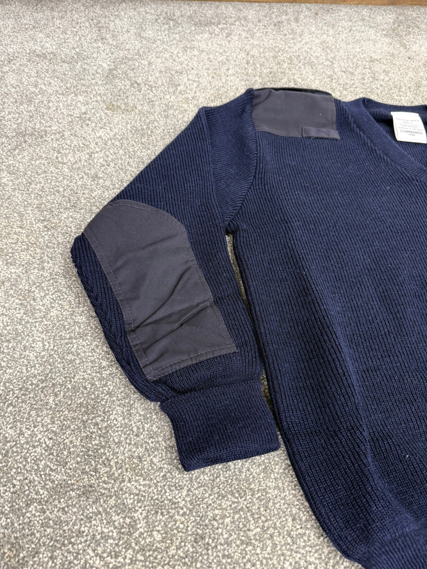 Hampshire Police Pullover Commando Jumper Collector Film TV Display