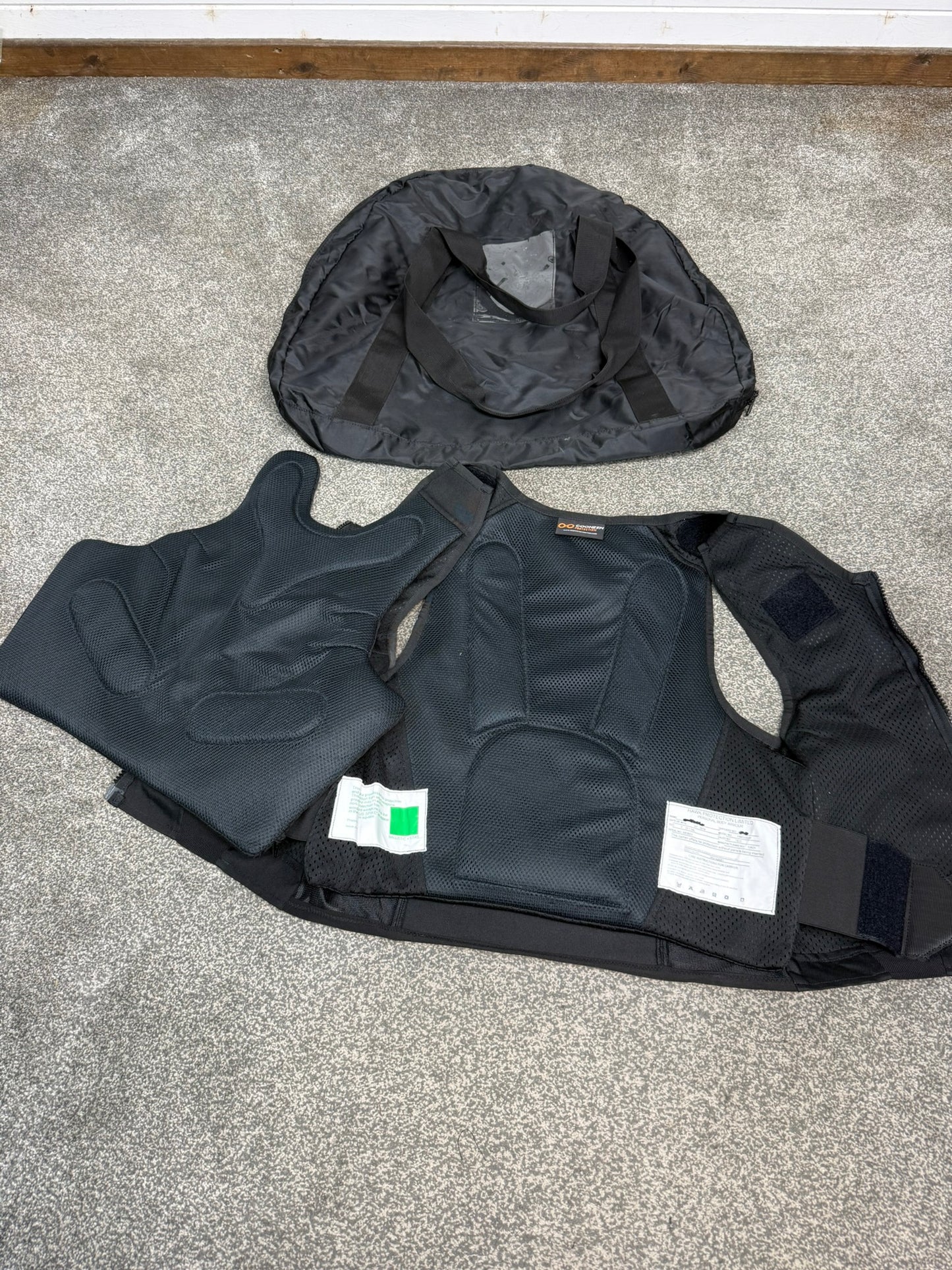 Ex Police Cooneen Body Armour Female Vest Anti Stab & Ballistic HG1A & KR1 - MEDIUM