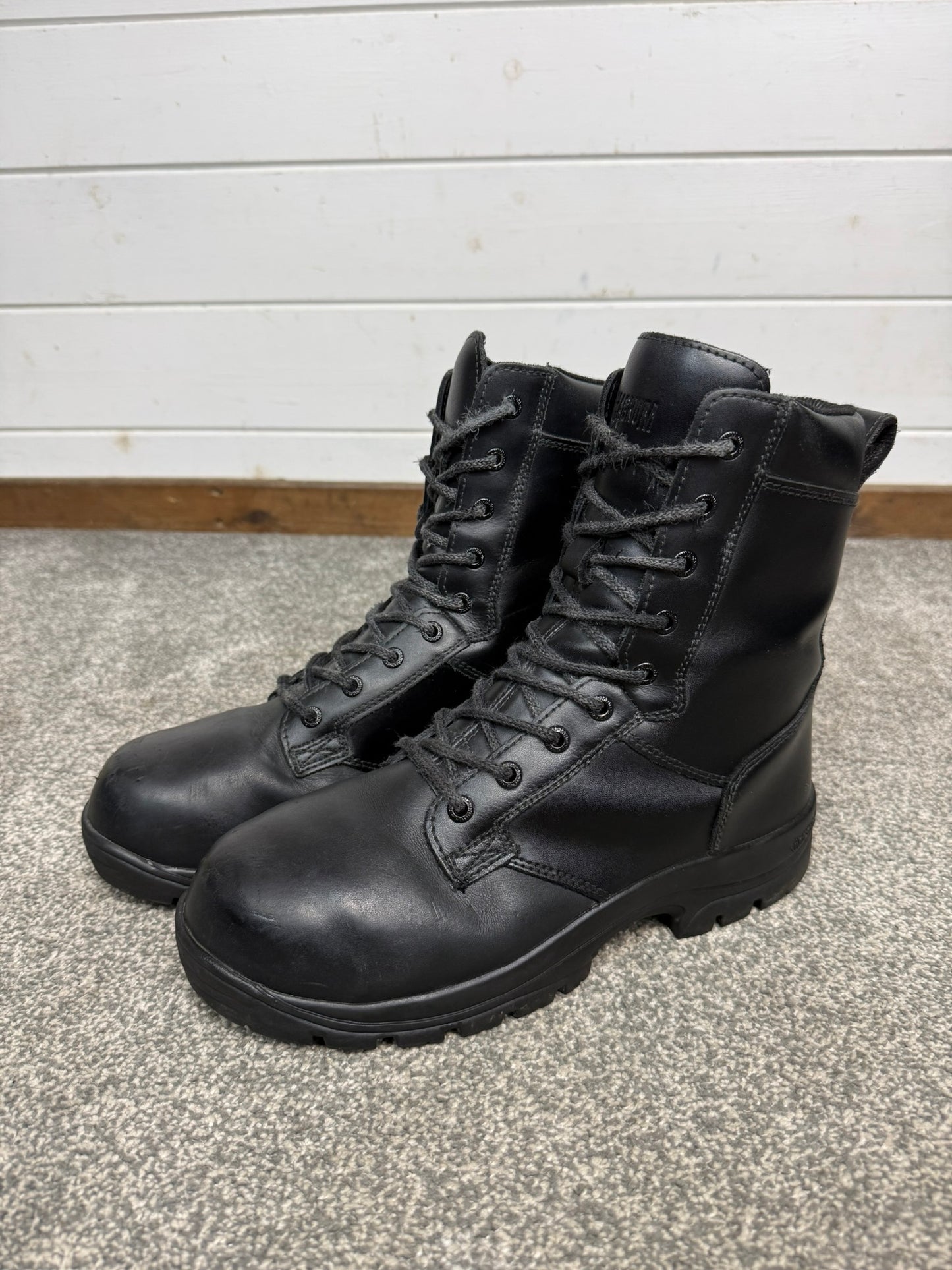 Magnum Elite Shield Met Black Leather Combat Boots UK 8 Ex Police Security Work