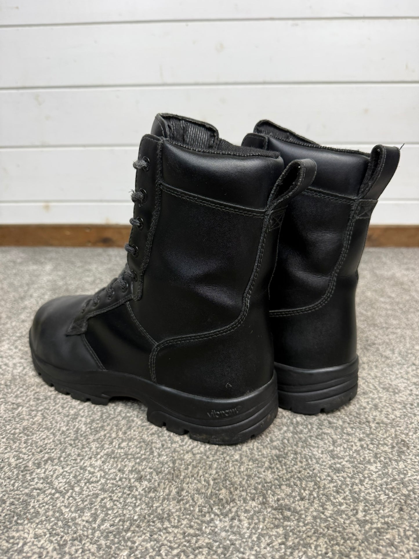Magnum Elite Shield Met Black Leather Combat Boots UK 8 Ex Police Security Work