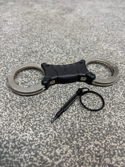Ex Police TCH 840 Handcuffs Rigid Cuffs With Key & Serial Security Collector