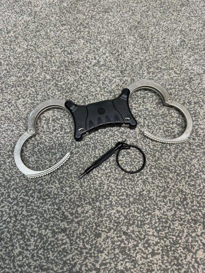 Ex Police TCH 840 Handcuffs Rigid Cuffs With Key & Serial Security Collector