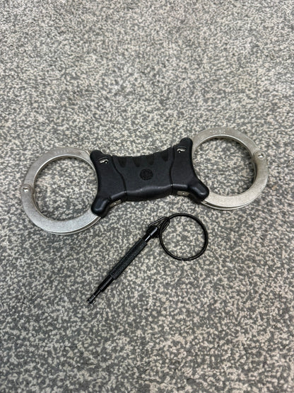 Ex Police TCH 840 Handcuffs Rigid Cuffs With Key & Serial Security Collector