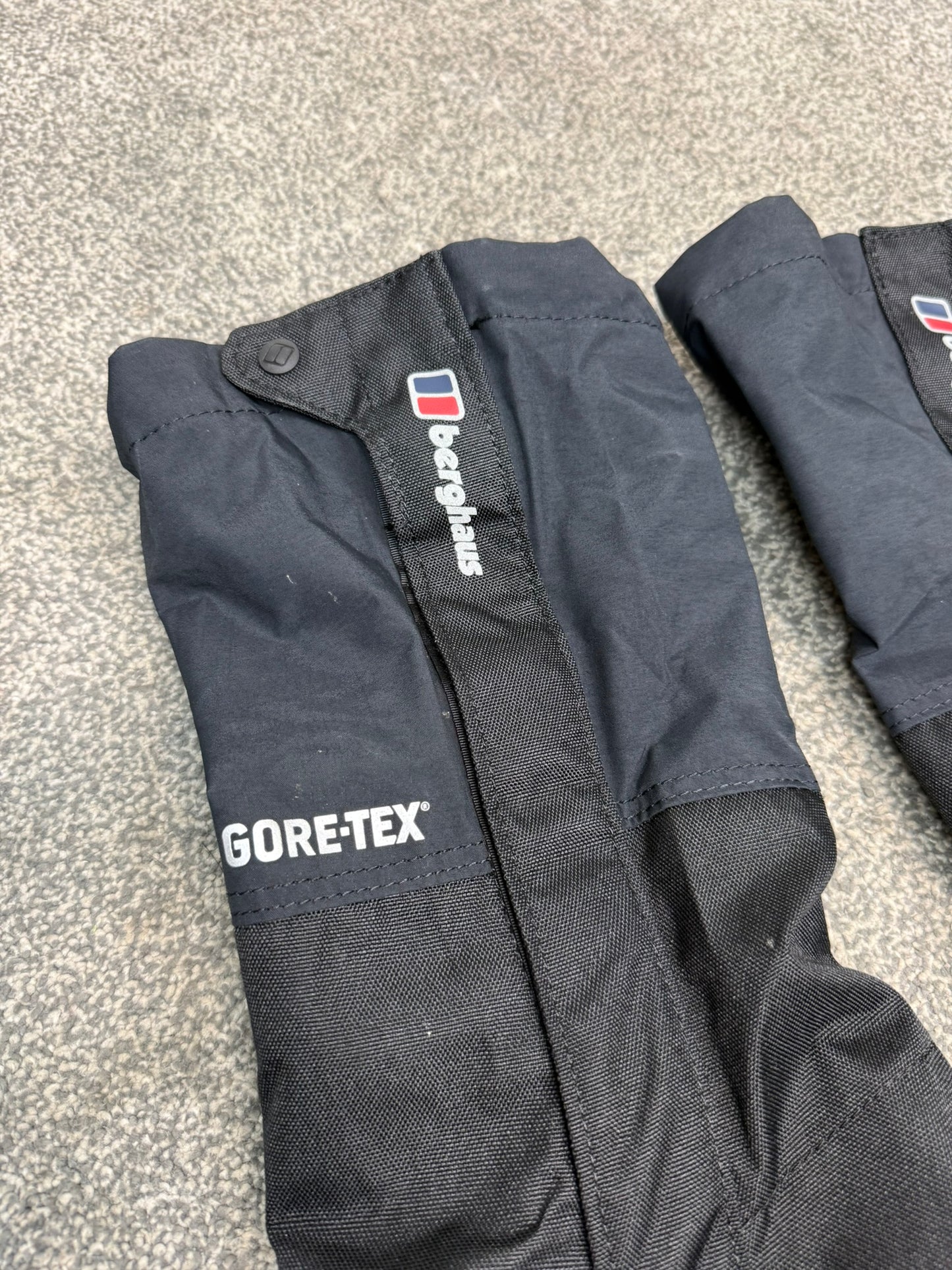 Berghaus Gore-Tex GTX II Boot Gaiters - Black - L/XL Regular