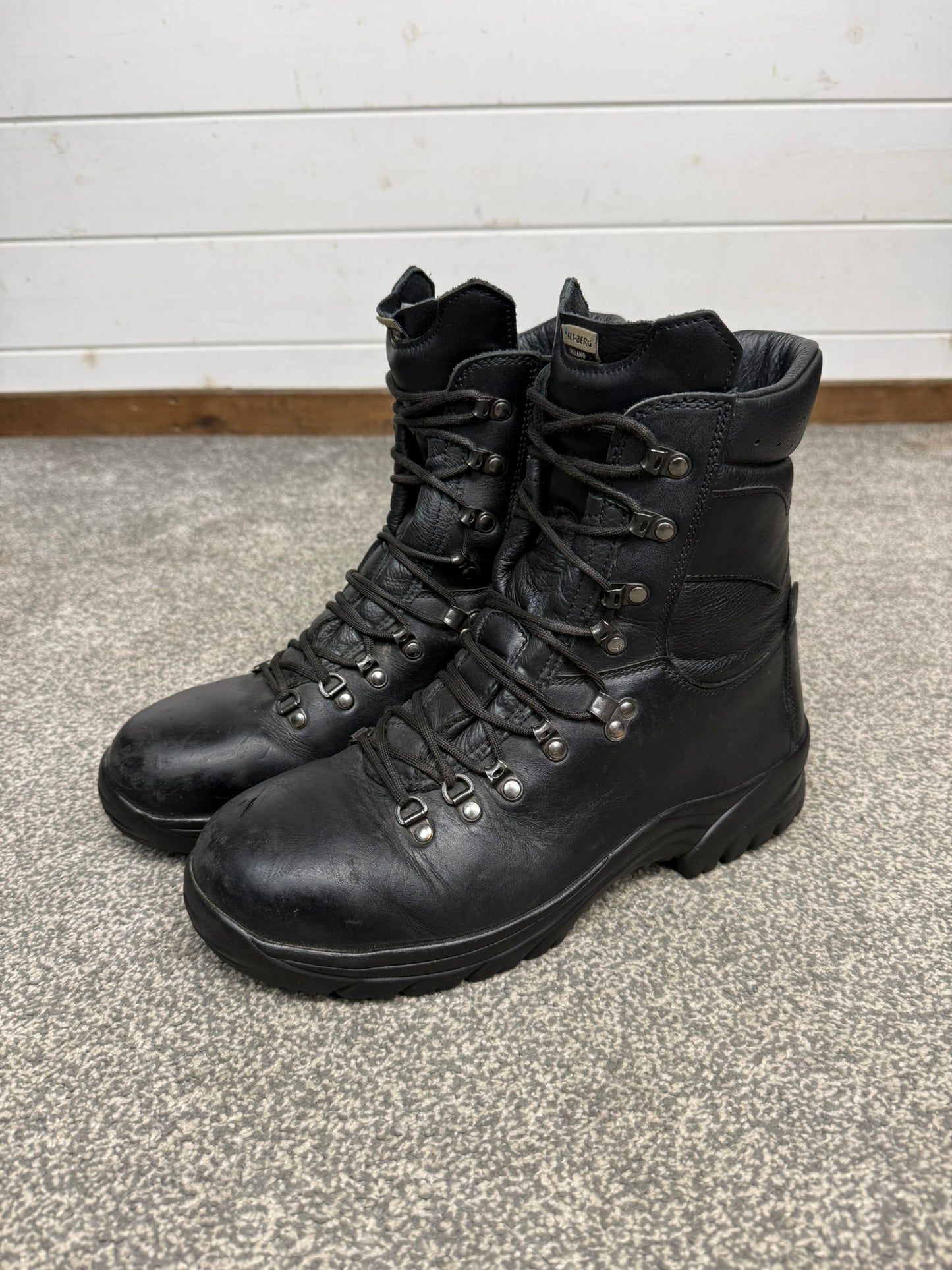Altberg Peacekeeper P3 VS Black Leather Safety Combat Boots Size UK 10