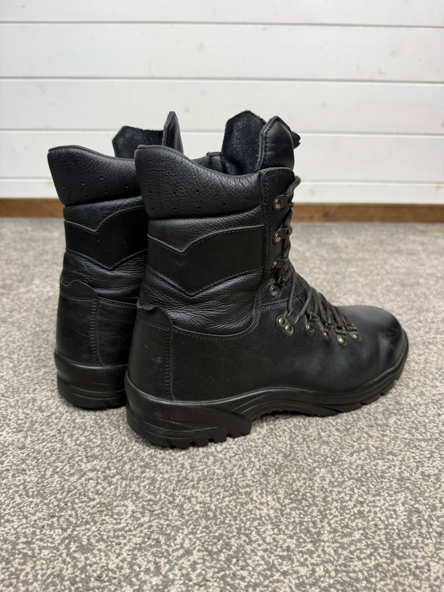 Altberg Peacekeeper P3 VS Black Leather Safety Combat Boots Size UK 10