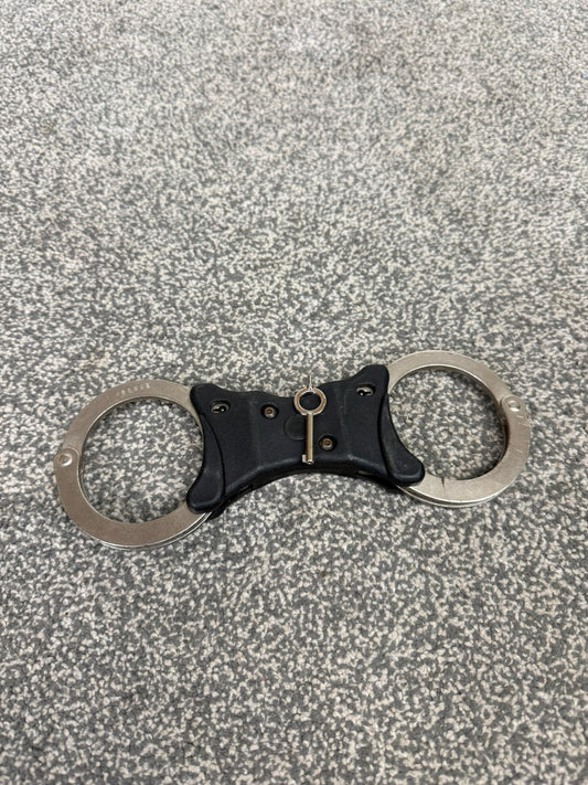 Ex Police Hiatt Handcuffs Genuine Rigid Cuffs With Key Security Collectable Memorabilia