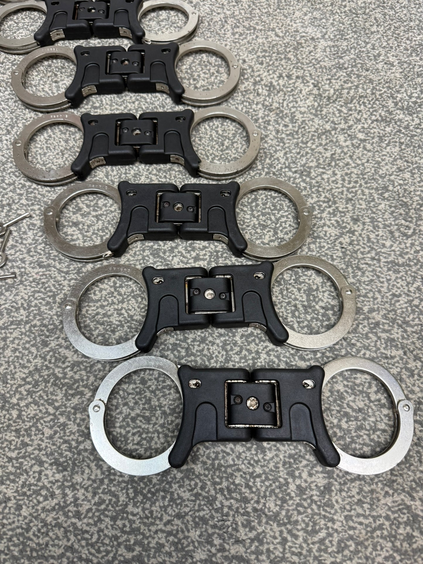 Ex Police Folding Hiatt Handcuffs Hinged Cuffs & Key Security Collectable