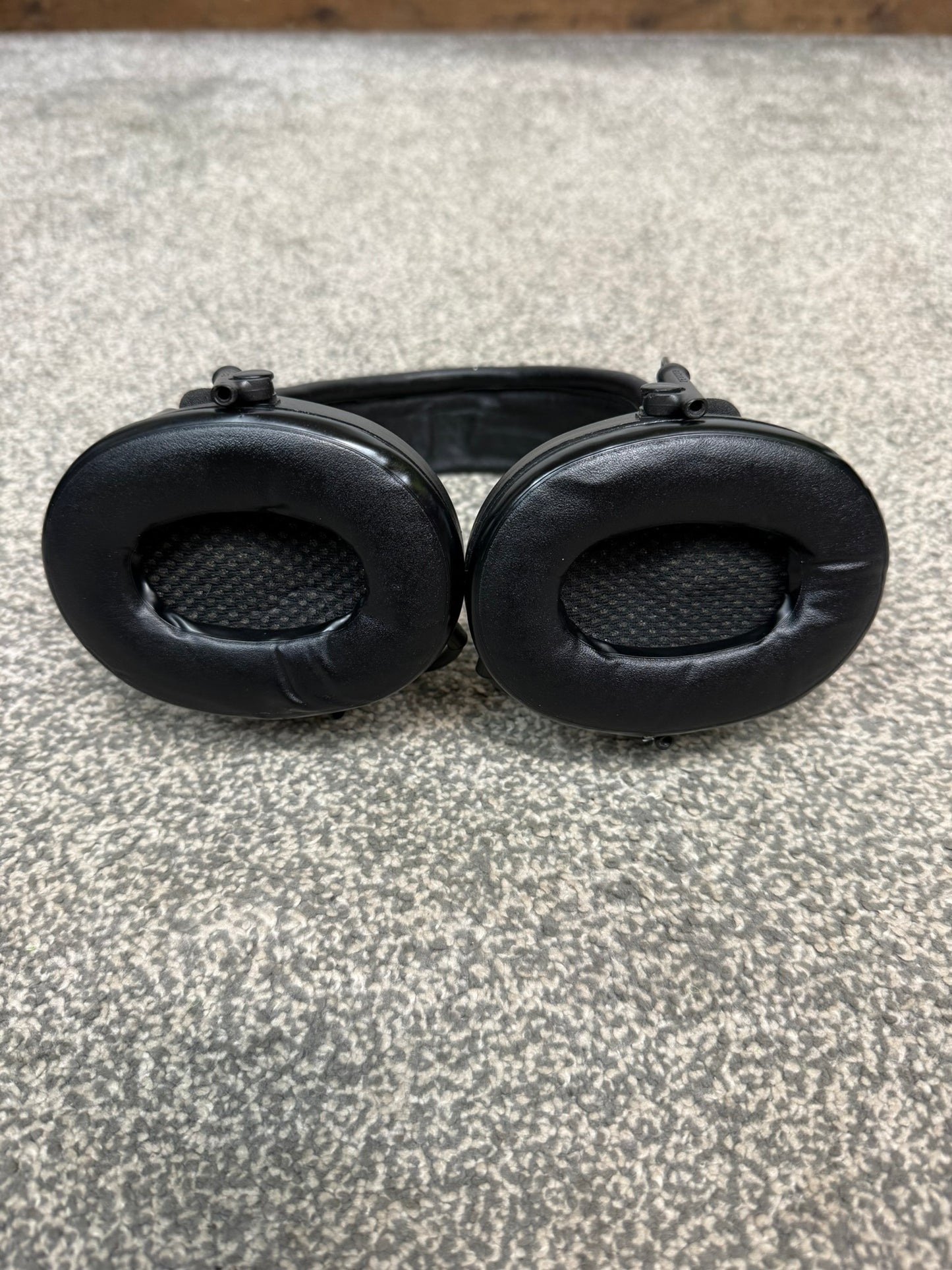 Ex Police Black 3M PELTOR ComTac XPI Headset Noise Cancelling Ear Defenders MT20H682FB-02